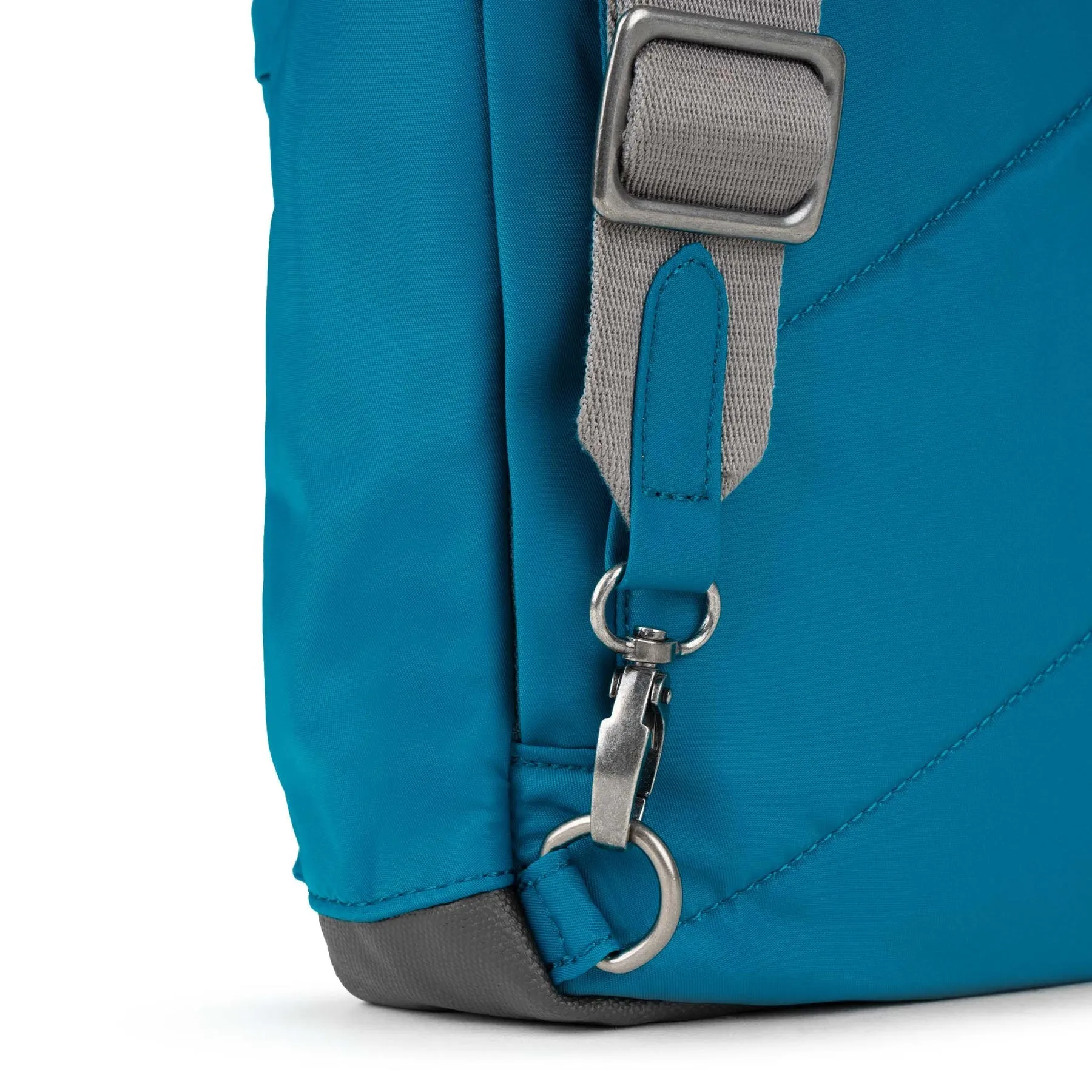 ROKA Willesden B XL Recycled Nylon Bag - Seaport